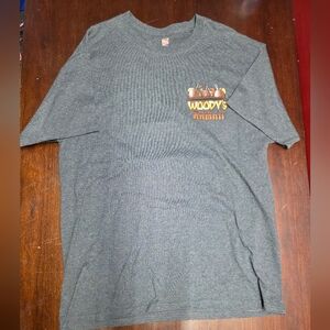 Hanes gray short sleeve t-shirt "Woody's Cocktail Hut Hawaii"
